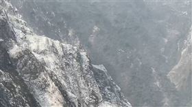 花蓮仁和礦區中和礦場，空勤總隊直升機進入搜救。