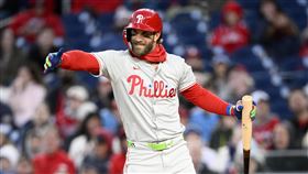 ▲哈波（Bryce Harper）對前東家國民敲3安。（圖／美聯社／達志影像）