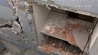 獨／「華爾街大樓」鋼筋外曝　居民憂恐塌