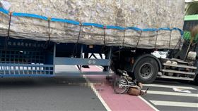 新北地院,土城,聯結車,腳踏車,暴頭,慘死,女騎士