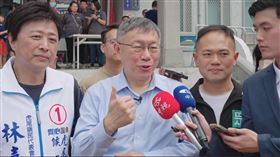 柯文哲出席青商會兒童劇場前受訪。(圖/民眾黨提供)