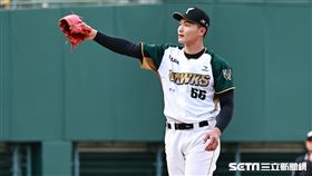 ▲台鋼雄鷹主場開幕戰第2戰，先發投手陳柏清。（圖／記者劉彥池攝影）