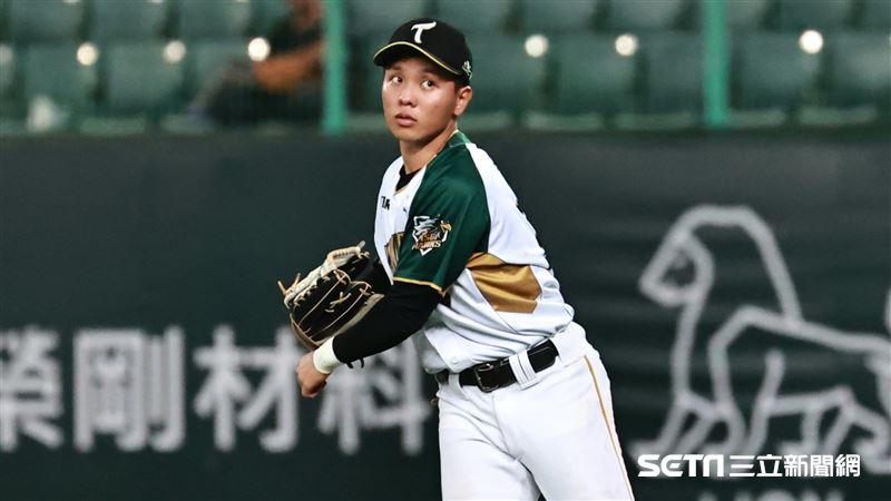 台鋼雄鷹外野手葉保弟。（圖／記者劉彥池攝影）