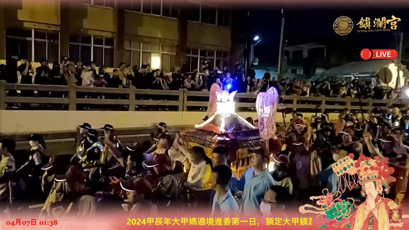 大甲媽抵一級戰區　顏清標親扛轎防搶