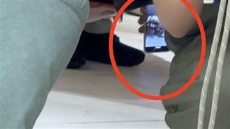 情侶逛巨城幫抓偷拍狼　她見照片驚：都我