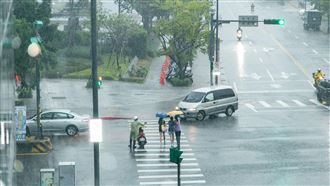 鋒面來襲「防劇烈天氣」明後兩天全台有雨