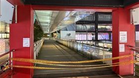 北市信義商圈3座空橋暫時封閉。（圖／新工處提供）