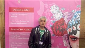 台灣漫畫家常勝  作品成布魯塞爾書展焦點布魯塞爾國際書展邀請台灣漫畫家常勝擔任日漫專區焦點作者，代表作「閻鐵花」法文版同步上市。他告訴中央社，希望不同國家讀者能喜歡這部結合傳統與現代的作品特色。中央社記者田習如布魯塞爾攝  113年4月8日