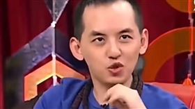 曾被卜學亮爆「愛青春的肉體」！黃子佼稱：吸青春活力　網見他表情驚了▲（圖／翻攝自Threads）

