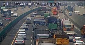 國道,高雄,車禍,水肥,翻覆