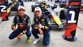 ▲紅牛車隊在F1日本站包辦冠、亞軍。（圖／Red Bull提供）