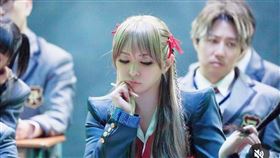 濱崎步MV中扮演高中生。（圖／翻攝自IG／a.you）