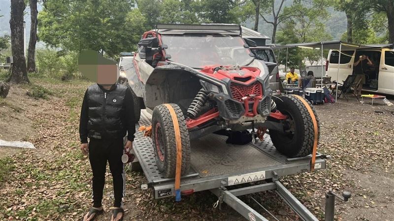 沙灘車囂張狂飆逼車　車牌竟是「影印」的