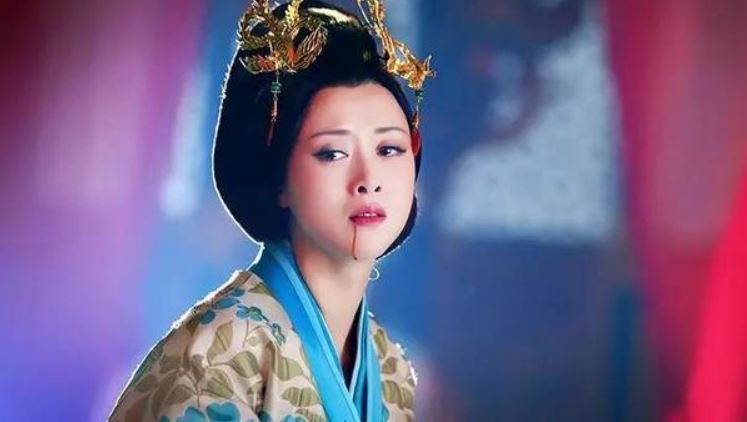 兒子被選中當皇帝，母妃剛要高興卻被賜死