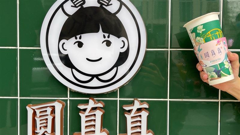 網紅飲料店300間門市倒光　CEO擺地攤還債