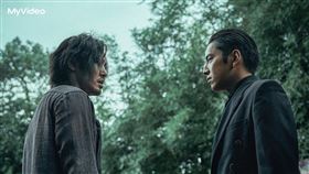 阮經天（左）和王大陸在《怒潮》有精彩對手戲。（圖／MyVideo提供）