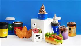 原創adicolor限定玩色餐飲系列。（圖／品牌業者提供） 