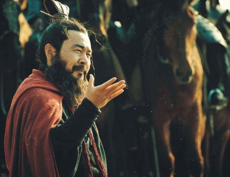 曹操出身於官宦之家,但真正引發疑問的是:他的父親曹嵩,原來並不是姓曹。(影視示意圖/翻攝自百度百科)