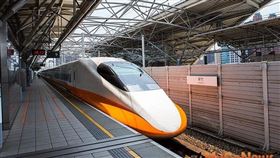 永慶房產集團統計台灣12座高鐵站近3年預售市場價量表現。其中高鐵新竹站平均單價飆漲近7成最高！（圖／永慶房產集團提供）