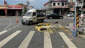 「5籃生雞蛋」車禍全掉地！屏東柏油路飆高溫　在地人驚：快變荷包蛋