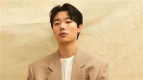 柳俊烈一連在IG曬出多張照片。（圖／翻攝自IG）