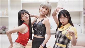 網紅大亂鬥！白癡公主賣鮑魚嚇壞李明珊