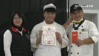 高三生打工分擔家計　阿姨淚崩：不曾喊累