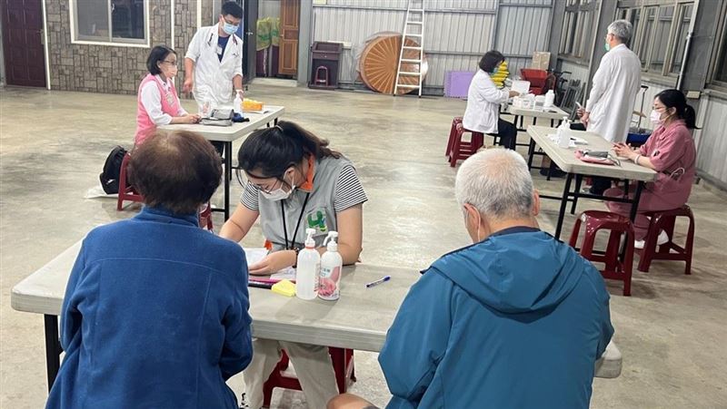 士林溪山里百人上吐下瀉？聯醫開特別門診