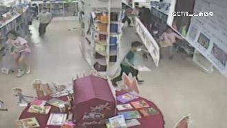 獨／土城國小震後牆裂　家長憂上課安危