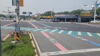 交流道前劃「藍紅引導線」民眾看得霧煞煞