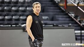 ▲新北中信特攻和臺北台新戰神本週將攻戰臺北大巨蛋，戰神顧問黃萬隆。（圖／記者劉彥池攝影）