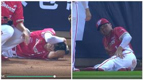 ▲味全龍外野手郭天信、林孝程奮力追球。（圖／翻攝自CPBLTV）