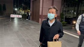 ▲顏益財被稱為「最懂海的男人」，曾經精準的投資眼光讓台驊成為「真正航海王」。現涉內線交易案，被移送台北地檢署複訊。（圖／翻攝畫面）