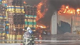 雲林西螺碾米廠起火狂燒！死傷不明