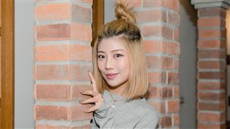 遇恐怖情人掐脖　女神心軟：我帶你看醫生