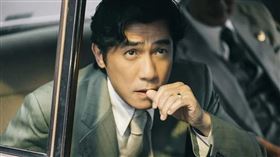 最佳男主角由《金手指》梁朝偉獲獎，這也是他6度稱影帝（圖／翻攝自《金手指》劇照）