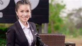 不倫戀，床戰24歲和尚養子，泰國45歲女政客，丈夫抓姦在床，辯稱聊天(圖／翻攝自微博)