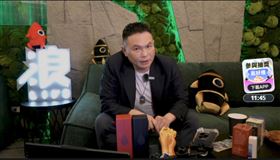 超哥針對Toyz期間更一連串狂罵。（圖／翻攝自浪LIVE直播）