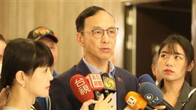 朱立倫出席中華民國公教軍警消聯合總會第四屆第一次會員大會暨新任總會長交接典禮。（圖／國民黨提供）