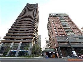 高雄鹽埕區新屋與中古屋價差大，買一間新屋可換兩間中古屋(圖／台灣房屋提供)