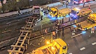 國1北上13.8K處4車追撞　南下車道全封閉