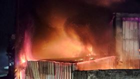 新北,林口,瑞樹坑,小貨車,鐵皮屋,全面燃燒,