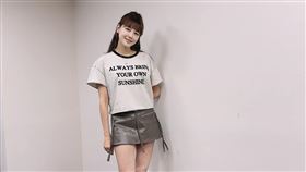 嚴立婷分享自己與客服的對話內容。（圖／翻攝自嚴立婷臉書）