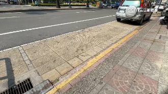 停「陷阱停車格」遭開單　駕駛：好像詐騙