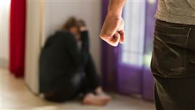 鏡週刊,藍營,家暴,豪宅,四叉貓,劉宇,錄音檔,國民黨