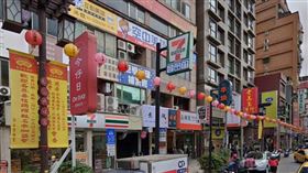 飲料店、超商。（圖／翻攝自Google Maps）