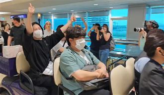 SJ希澈真的來了！舉雙手大讚：好久不見