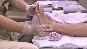 文 儲按摩捲款1800