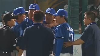 范國宸出棒過半吞K　陳金鋒抗議竟遭驅逐