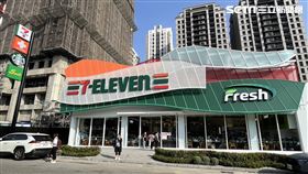 7-11,台南,康橋門市,星巴克,康是美,統一精工,晶英酒店(記者 賴俊佑攝影)